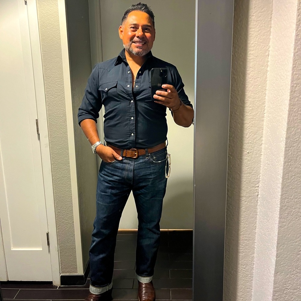 Meet your Posher, Cesar